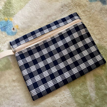 Load image into Gallery viewer, Zipper Pouches
