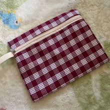 Load image into Gallery viewer, Zipper Pouches
