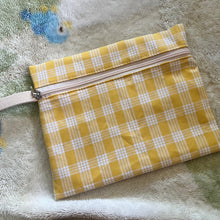 Load image into Gallery viewer, Zipper Pouches
