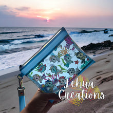 Load image into Gallery viewer, Clear Clutch Wristlet
