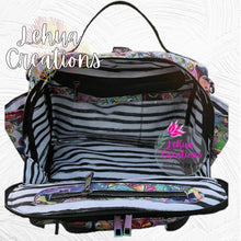 Load image into Gallery viewer, Diaper / Carry all bag
